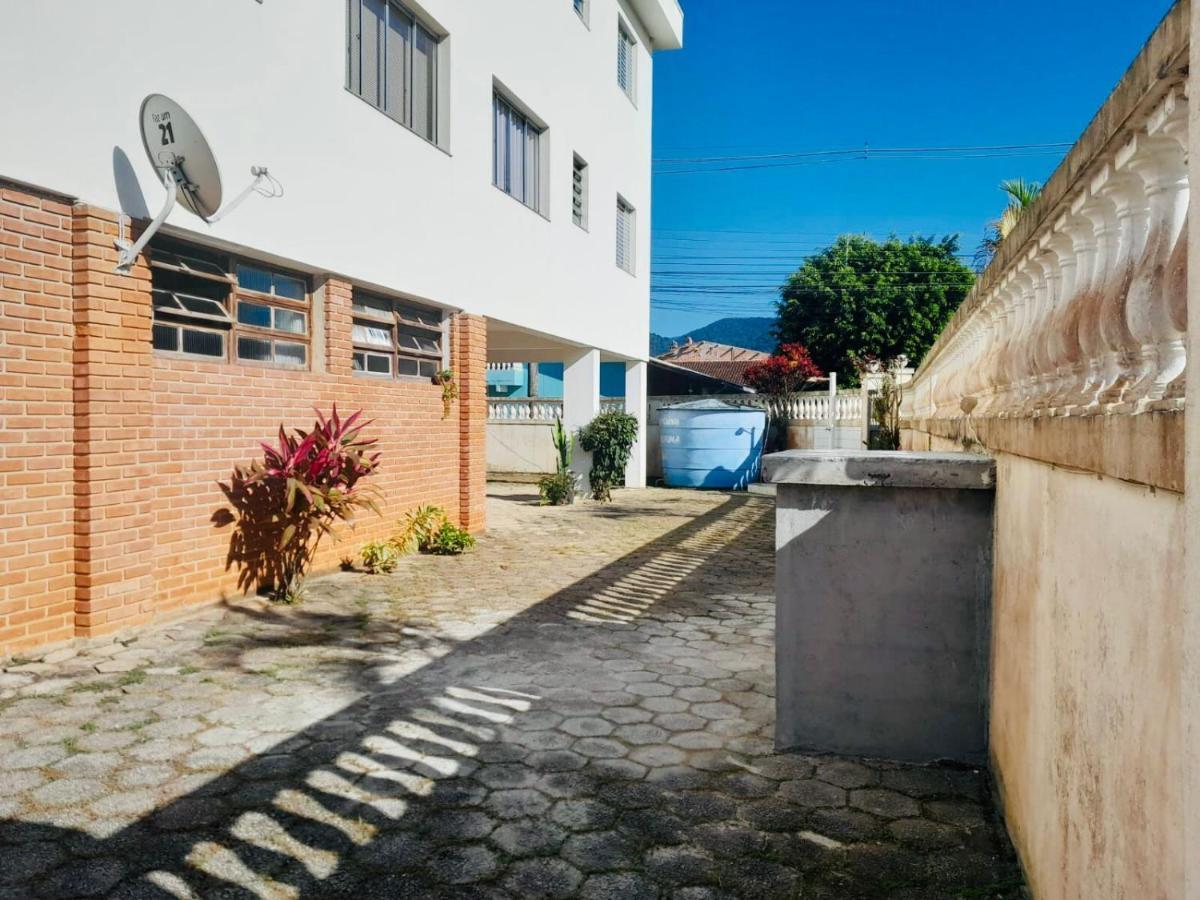 Apartamento Em อูบาตูบา ภายนอก รูปภาพ